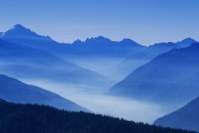 世界登山青年公益挑战回顾：募捐成果用于山区教育支持，登山运动协会